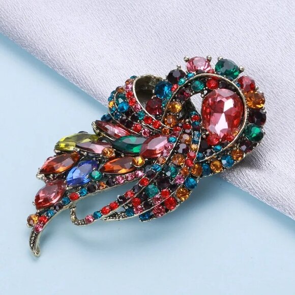 2/$24 Colorful Crystal Multicolored Feather Brooch Pin Rhinestones NWT - Picture 4 of 8